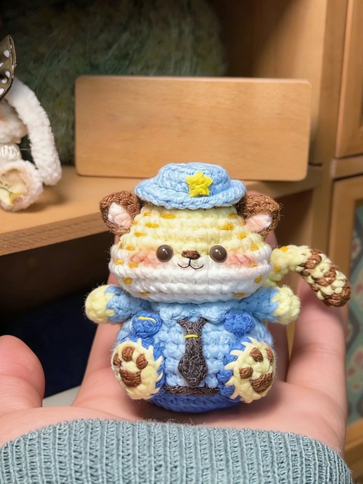 DIY Judy Hopps Crochet Doll Keychain Kit – Handmade Yarn Craft Set, Cute Pendant Gift